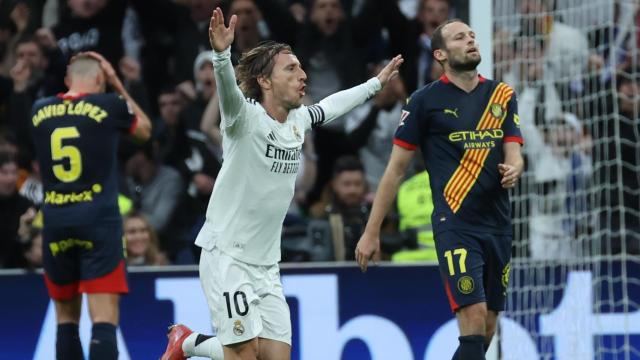 Luka Modric, eufórico, después de marcar un gol en el Real Madrid-Girona
