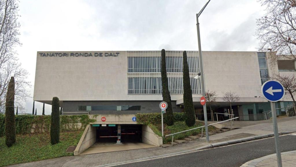 Tanatorio de Áltima en la Ronda de d'Alt