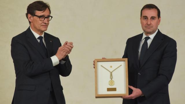 El presidente de la Generalitat, Salvador Illa, y el presidente y CEO de Mango, Toni Ruiz