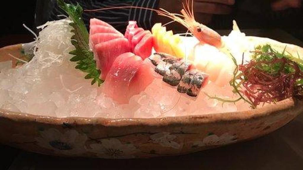 Un plato del restaurante Sushi 99 en Barcelona