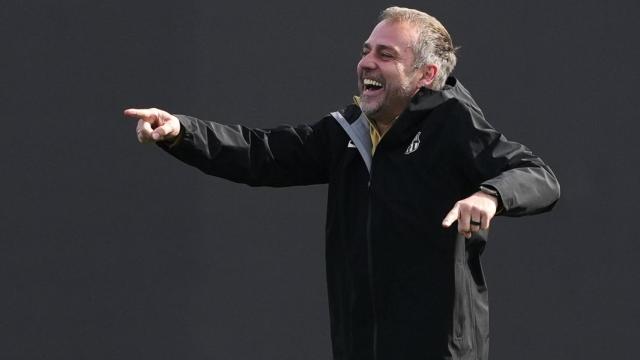 Hansi Flick, en el entrenamiento previo al Barça-Atlético