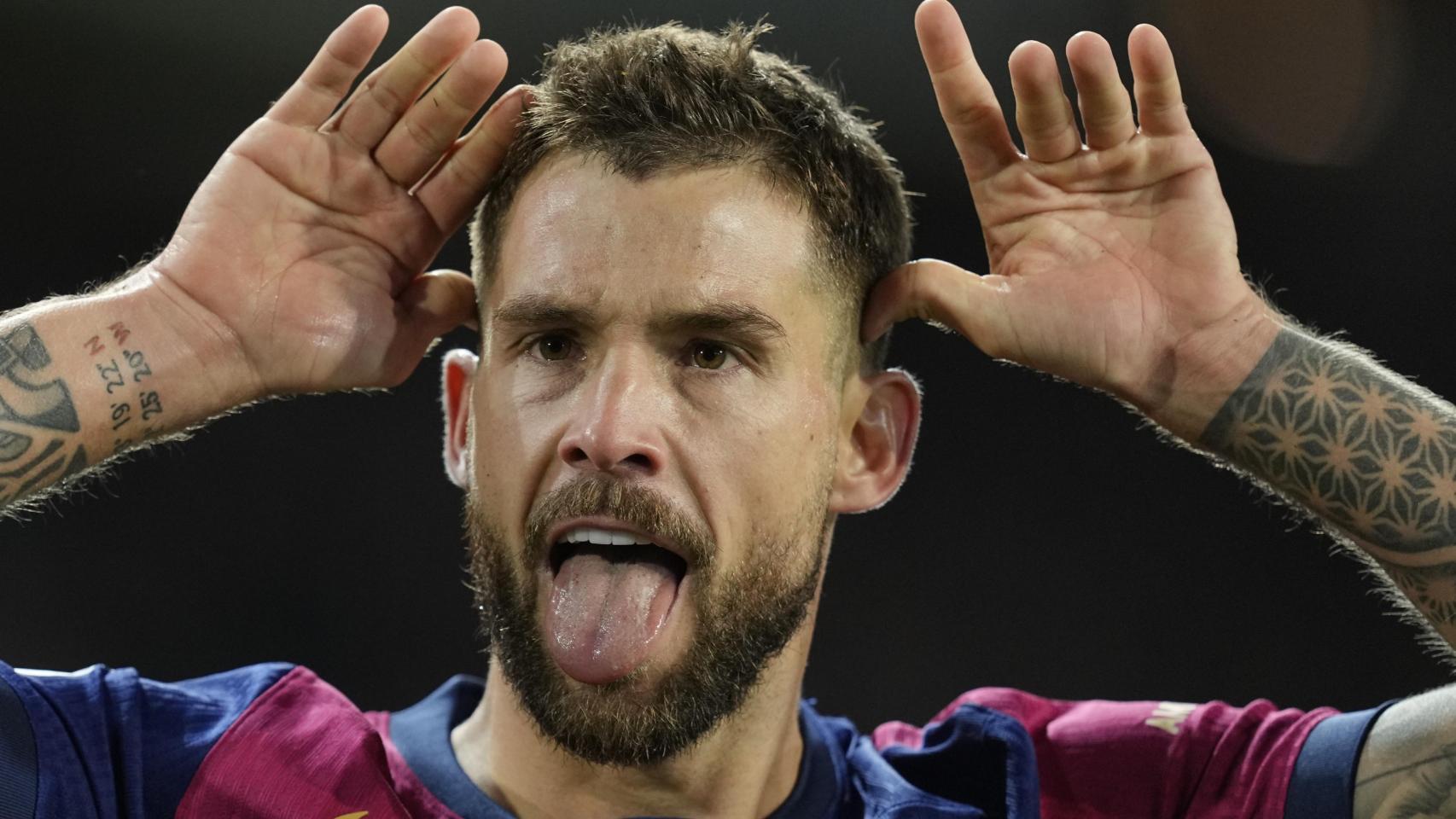 Iñigo Martínez celebra su gol contra el Atlético de Madrid