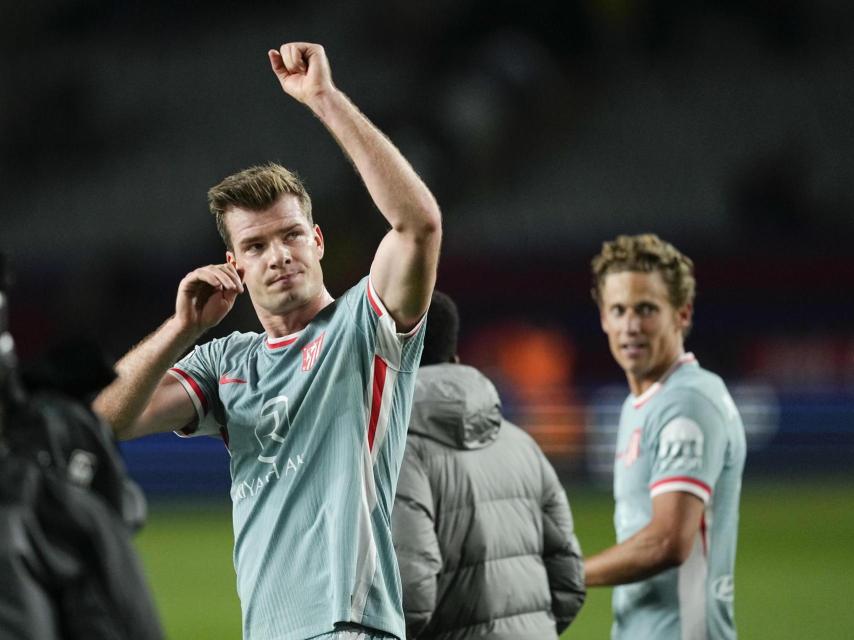 Sorloth celebra el empate del Atlético en Montjuïc