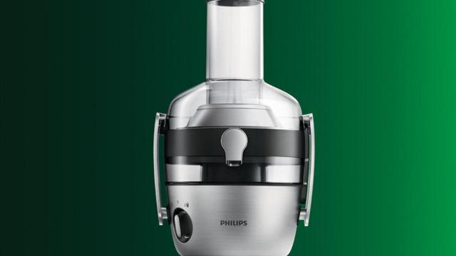 Amazon tira la casa por la ventana y rebaja este extractor de zumo Philips con más de 8 mil valoraciones positivas
