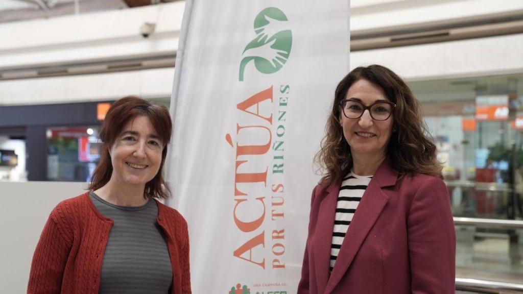 Beatriz Silva, presidenta de ALCER Barcelona, y Arantxa García, directora de medicina de la franquicia cardiovascular, renal y metabólica en Boehringer Ingelheim