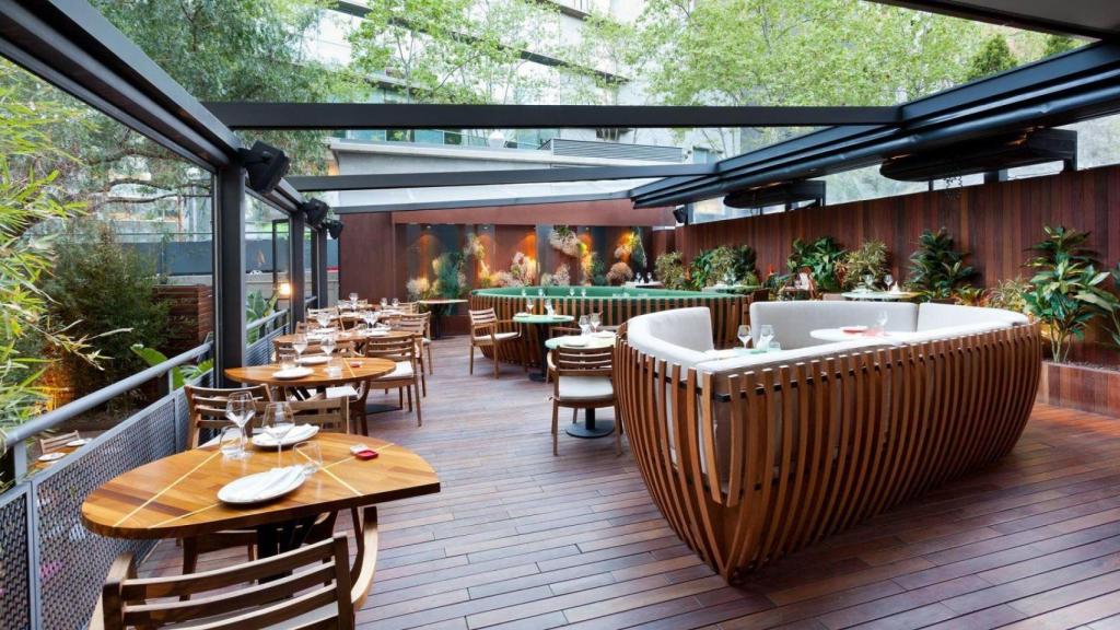 La terraza del restaurante japonés Ikibana Sarrià