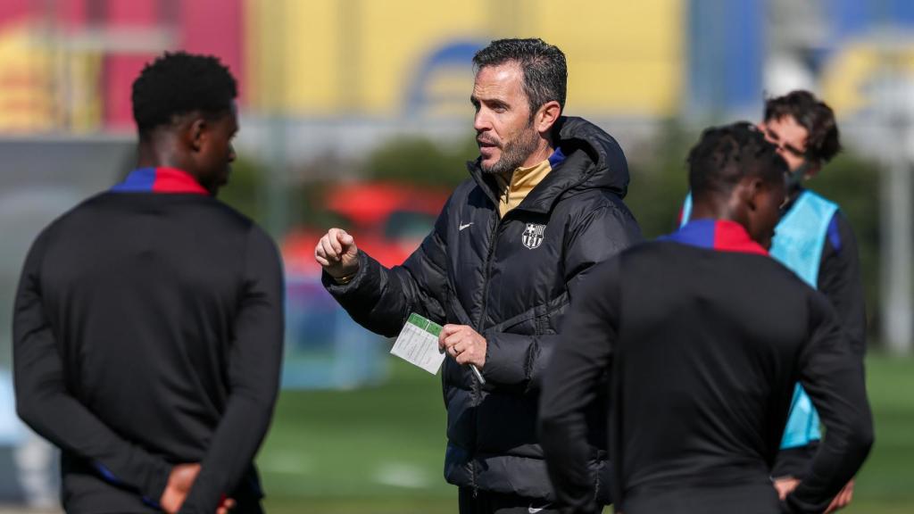 Sergi Milà dirige su primer entrenamiento como entrenador del Barça B