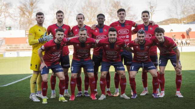 Imagen del primer equipo masculino de la UE Olot