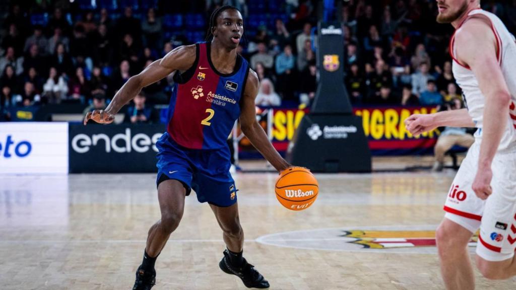 Dame Sarr, talento del Barça de basket, en el partido contra el Breogán