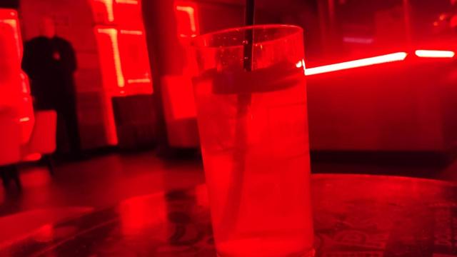 Un combinado en Dollhouse Barcelona, el mayor 'strip club' de la Ciudad Condal, ayer