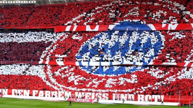 Aficionados del Bayern en el Allianz Arena