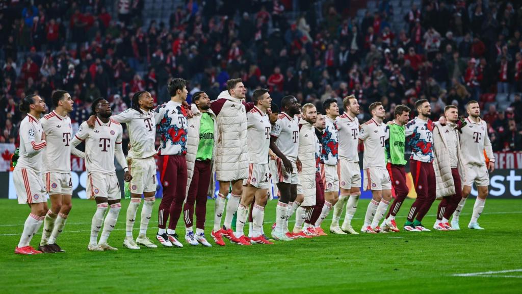 Los jugadores del Bayern Munich celebran el abultado triunfo sobre el Bayer Leverkusen en la Champions League
