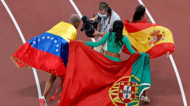 Yulimar Rojas, junto a Ana Peleteiro, en la celebración de los Juegos Olímpicos de Tokio