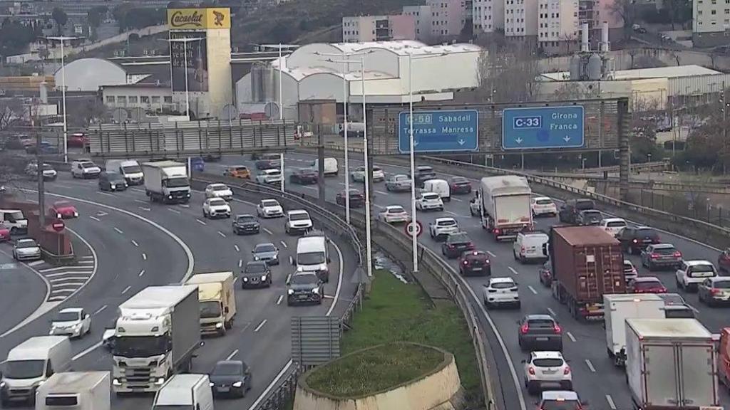 Atasco este viernes en Nus de la Trinitat
