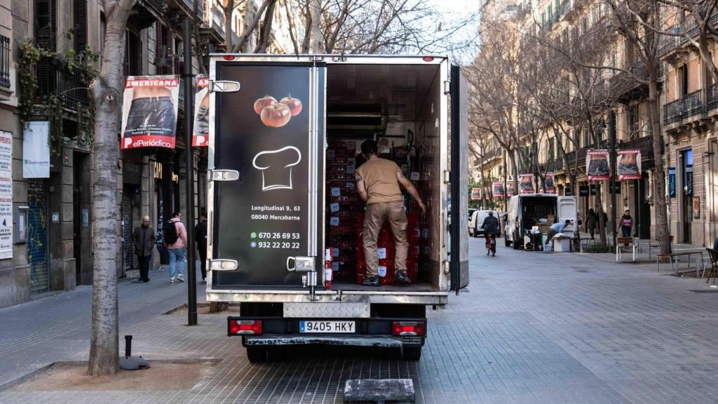 Càrrega i descàrrega a Consell de Cent