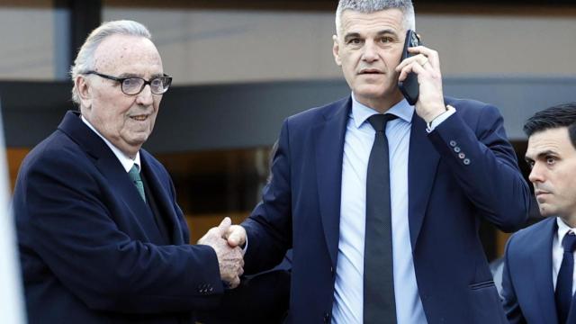 Joan Gaspart acude al velatorio en Sancho de Ávila del doctor Carlos Miñarro