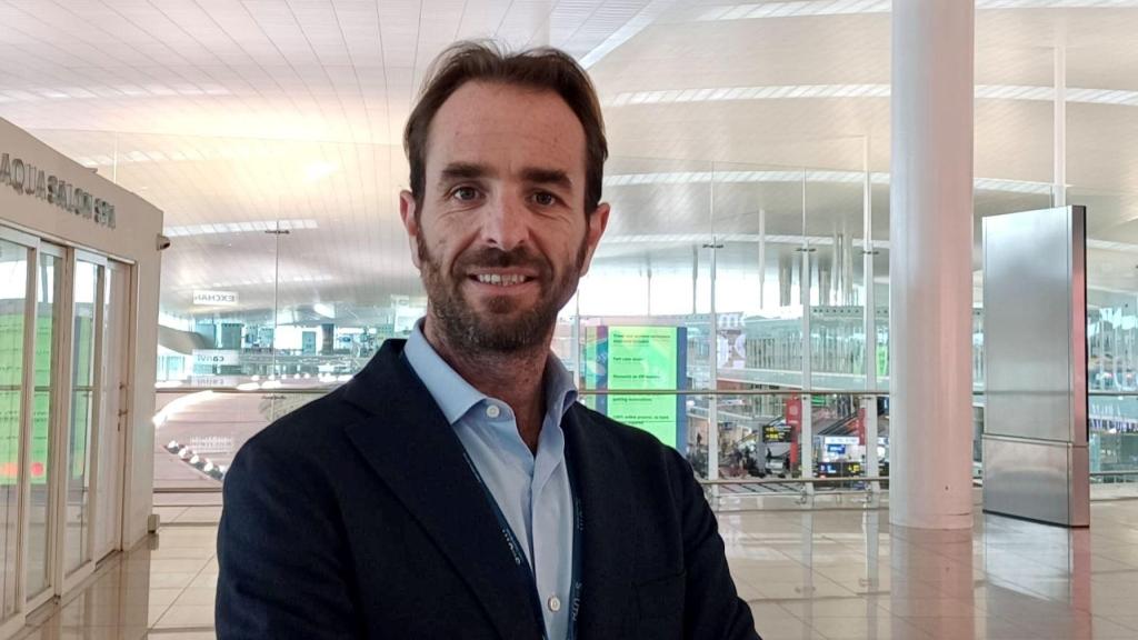 Imagen de archivo de Carlos Noguera en el aeropuerto de Barcelona