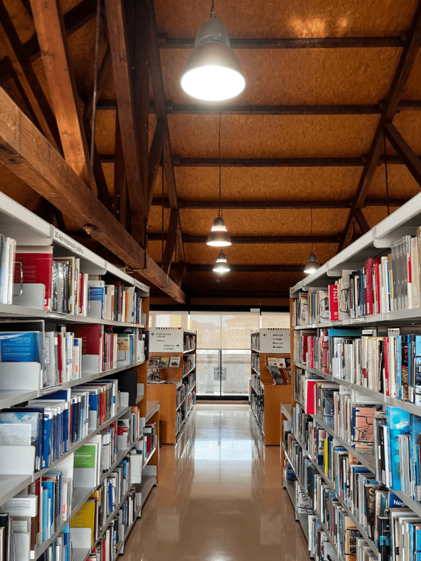 Interior de la actual biblioteca central