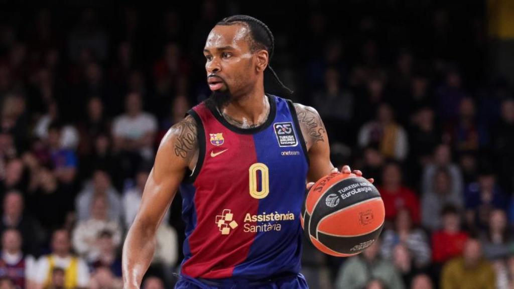 Kevin Punter lidera una jugada del Barça de basket contra el Partizan