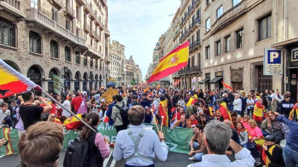Una manifestación de Vox contra Carles Puigdemont en noviembre de 2023