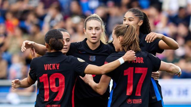 Las jugadoras del Barça Femenino celebran el gol de Alexia Putellas contra el Tenerife