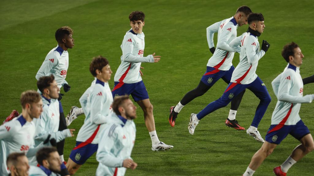 Los jugadores de la selección española se entrenan en Las Rozas para preparar los cuartos de final de la Nations League