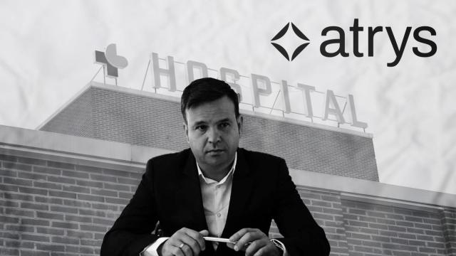 José Elías, presidente de Audax y primer accionista de Atrys Health, y el logo de la firma