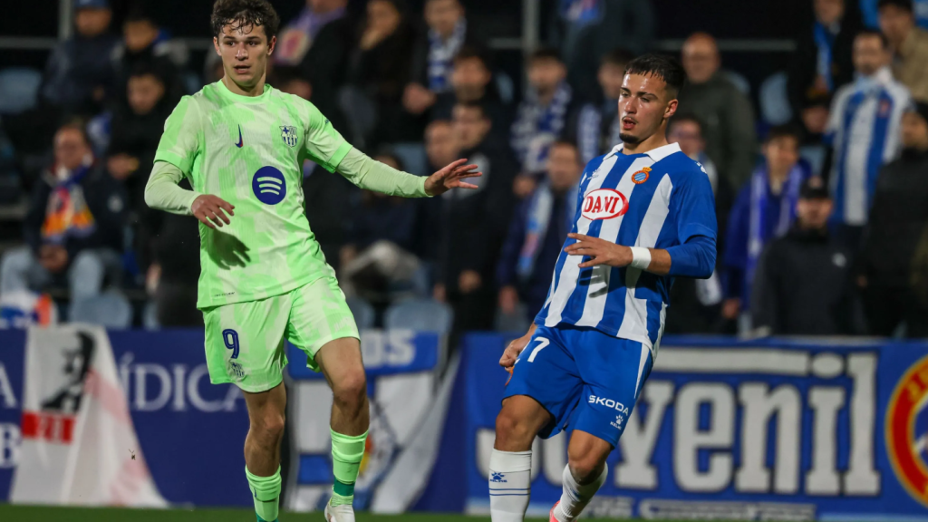 Juan Piera, durante el derbi Espanyol-Barça de Copa Catalunya