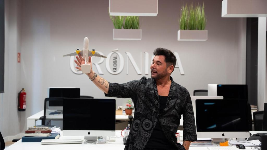 Miguel Poveda, en la redacción de 'Crónica Global' y de 'Letra Global'