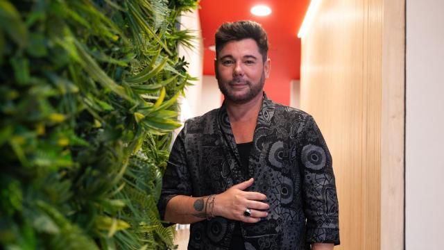 Miguel Poveda, en las instalaciones de 'Crónica Global', durante la entrevista con 'Letra Global'