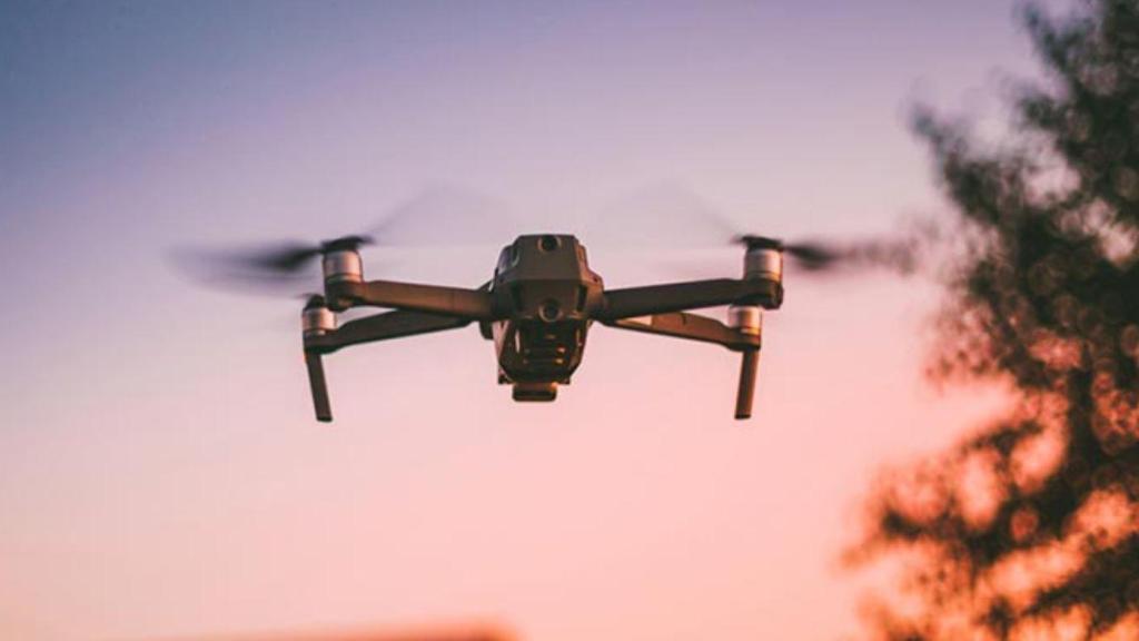 Aparato de Aircatdrone Spain