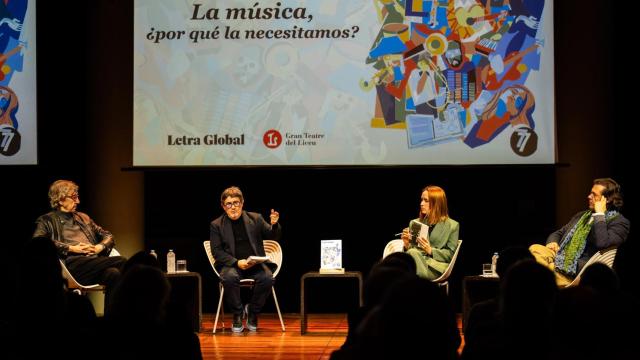 Rafael Argullol, Manel Manchón, Lola Peña y Andreu Jaume  en el debate organizado por 'Letra Global'