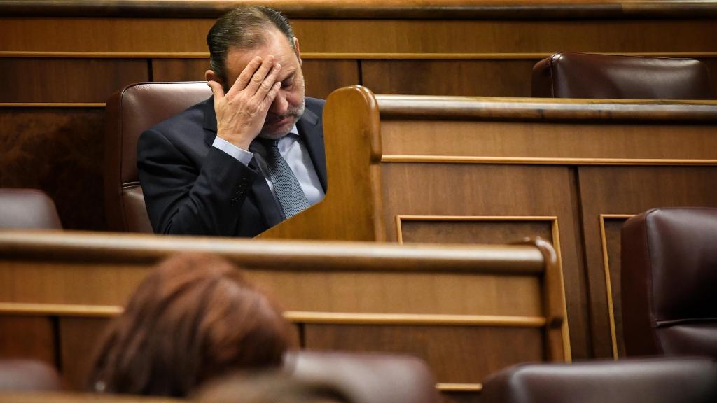 El diputado del Grupo Mixto José Luis Ábalos, durante una sesión plenaria en el Congreso de los Diputados, a 17 de diciembre de 2024