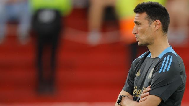 Lionel Scaloni, en un entrenamiento de puertas abiertas de la selección argentina