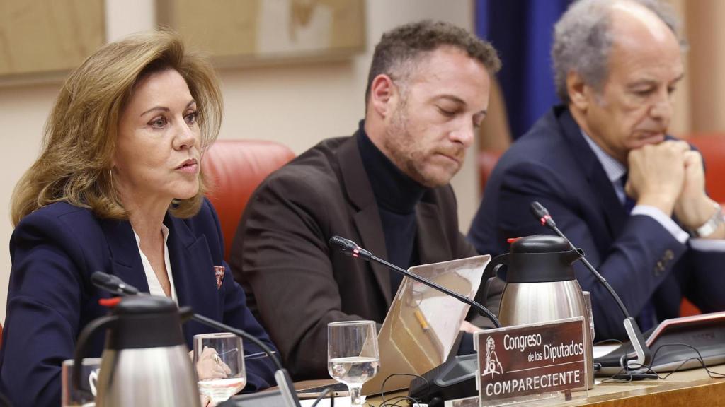 María Dolores de Cospedal, secretaria general del PP y ministra de Defensa durante el Gobierno de Mariano Rajoy, comparece en la comisión de investigación sobre la bautizada como operación Cataluña, una presunta trama parapolicial orquestada desde el Ministerio del Interior para dañar al independentismo, este lunes en el Congreso