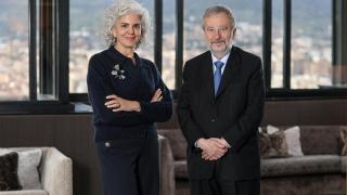 Amparo Moraleda, vicepresidenta de Caixabank, junto al presidente no ejecutivo, Tomás Muniesa / CAIXABANK