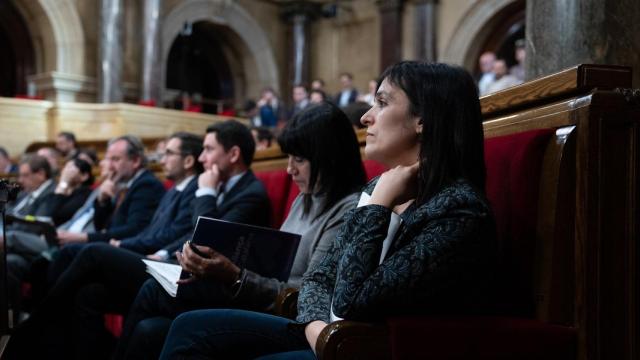La diputada de Aliança Catalana, Silvia Orriols, durante una sesión de control al Govern, en el Parlament, a 26 de febrero de 2025