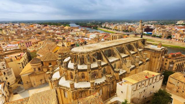 Tiene tres nombres y es uno de los municipios menos valorados de Cataluña, Tortosa