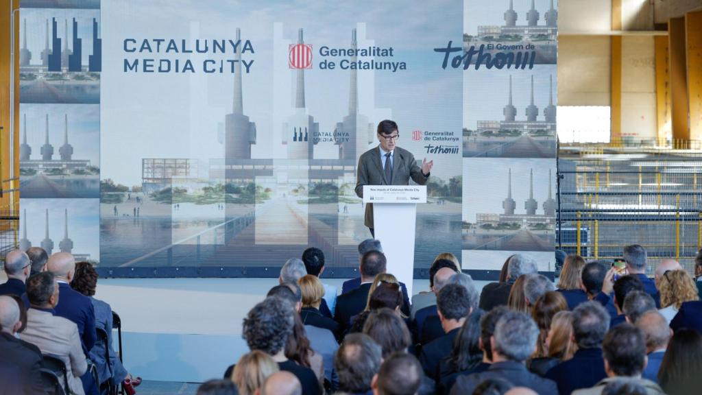 El presidente de la Generalitat de Cataluña, Salvador Illa, interviene durante un acto sobre Catalunya Media City