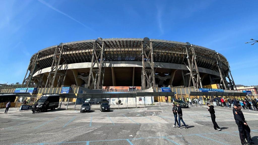 El Stadio Diego Armando Maradona, campo del Nápoles, visto desde fuera
