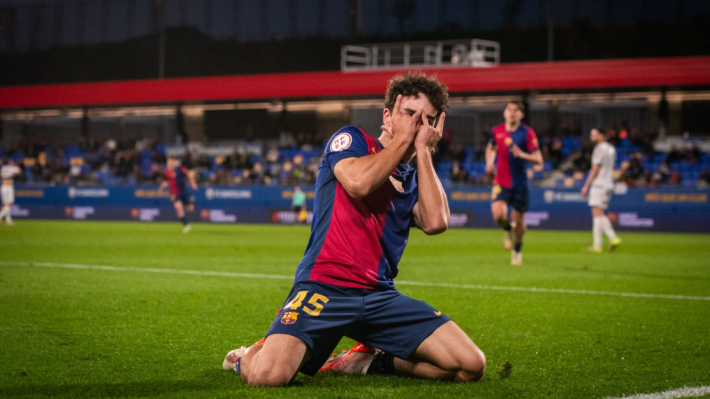 Jan Virgili celebra su primer gol con el Barça B en un partido contra la Cultural Leonesa