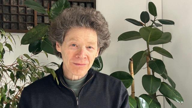 Peter Cole, durante la entrevista con 'Letra Global'