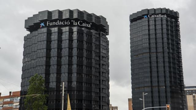 Vista de la fachada de las Torres La Caixa