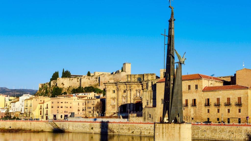 El monumento franquista de Tortosa