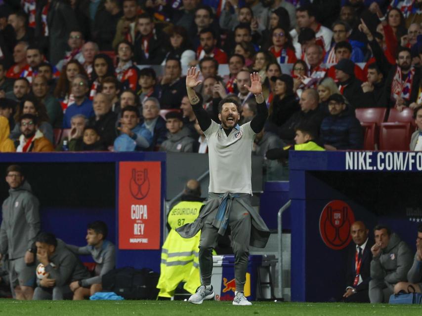 Simeone, durant el partit entre l’Atlètic i el Barça