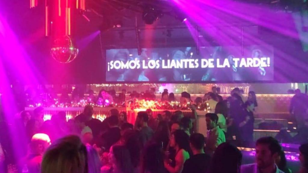 Tardeo en la discoteca Sutton