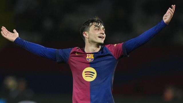 Pedri se lamenta de una ocasión perdida contra el Betis