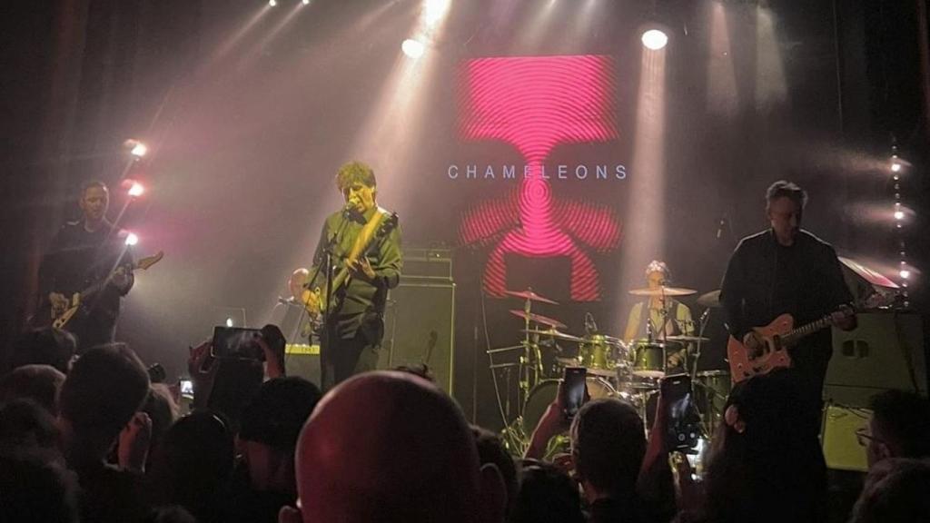 La banda 'The Chameleons' en una actuación