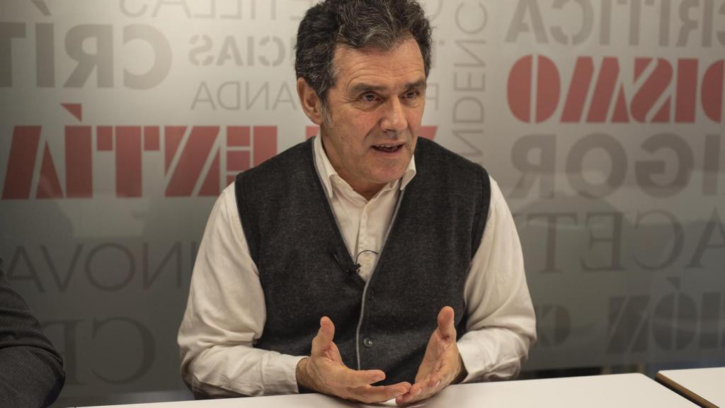 El doctor Alex Ramos, durante una entrevista con 'Crónica Global'