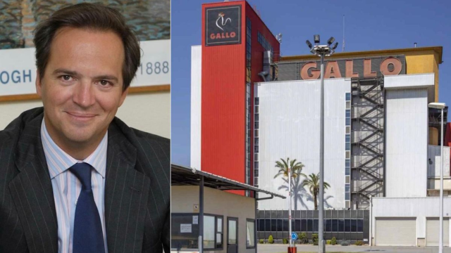 Fernando Ortiz, socio director de Proa Capital (izquierda), y la fábrica de Pastas Gallo en Granollers (derecha)